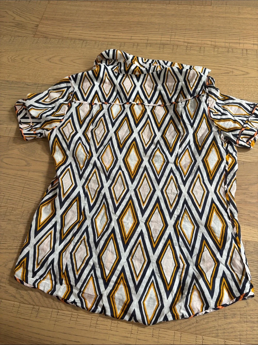 Tory Burch Short-Sleeve Diamond Print Button-Down - White, Gold & deep blue